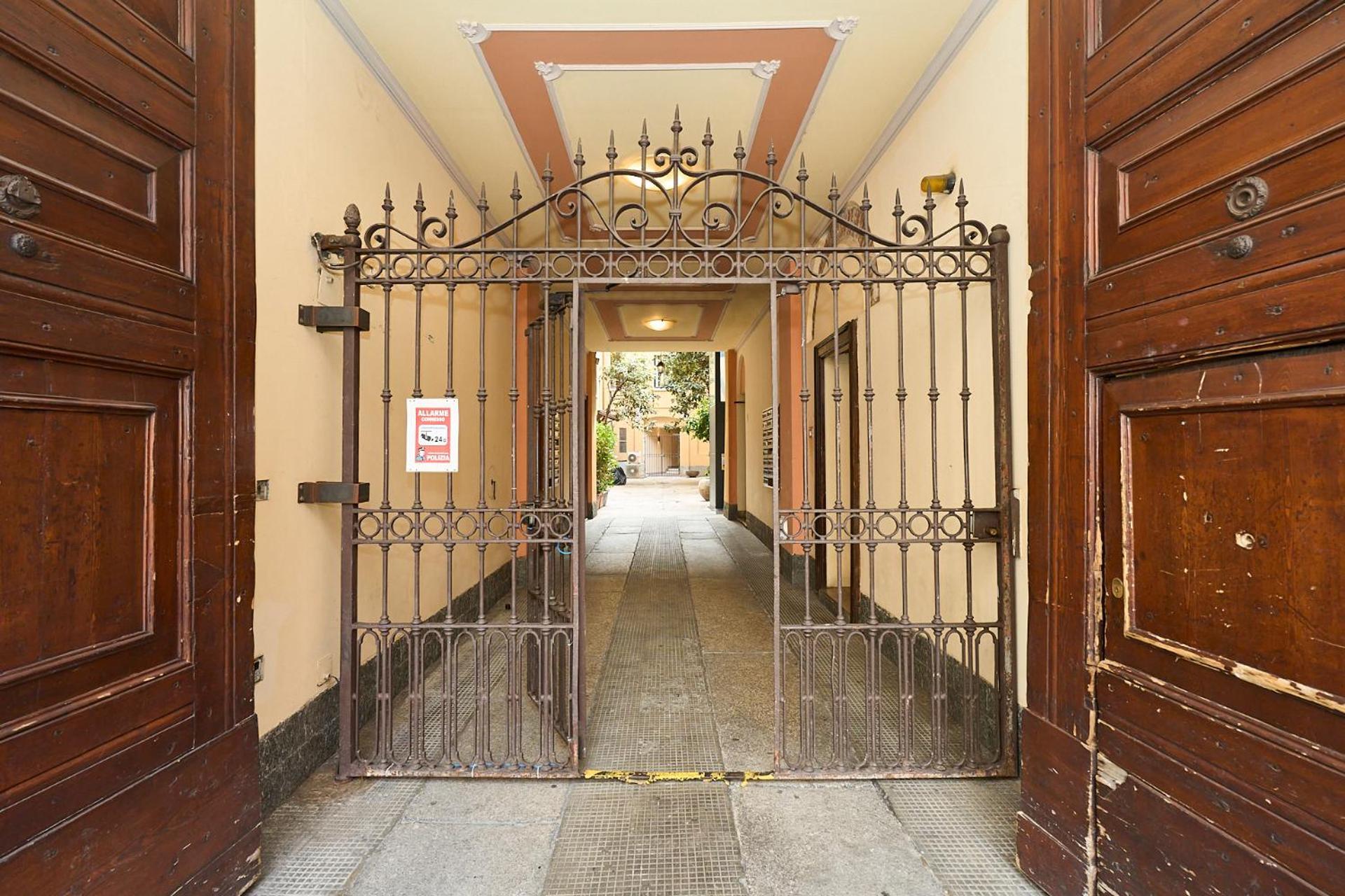 Cozy House - 20 Minutes Walk From Duomo-navigli Milan